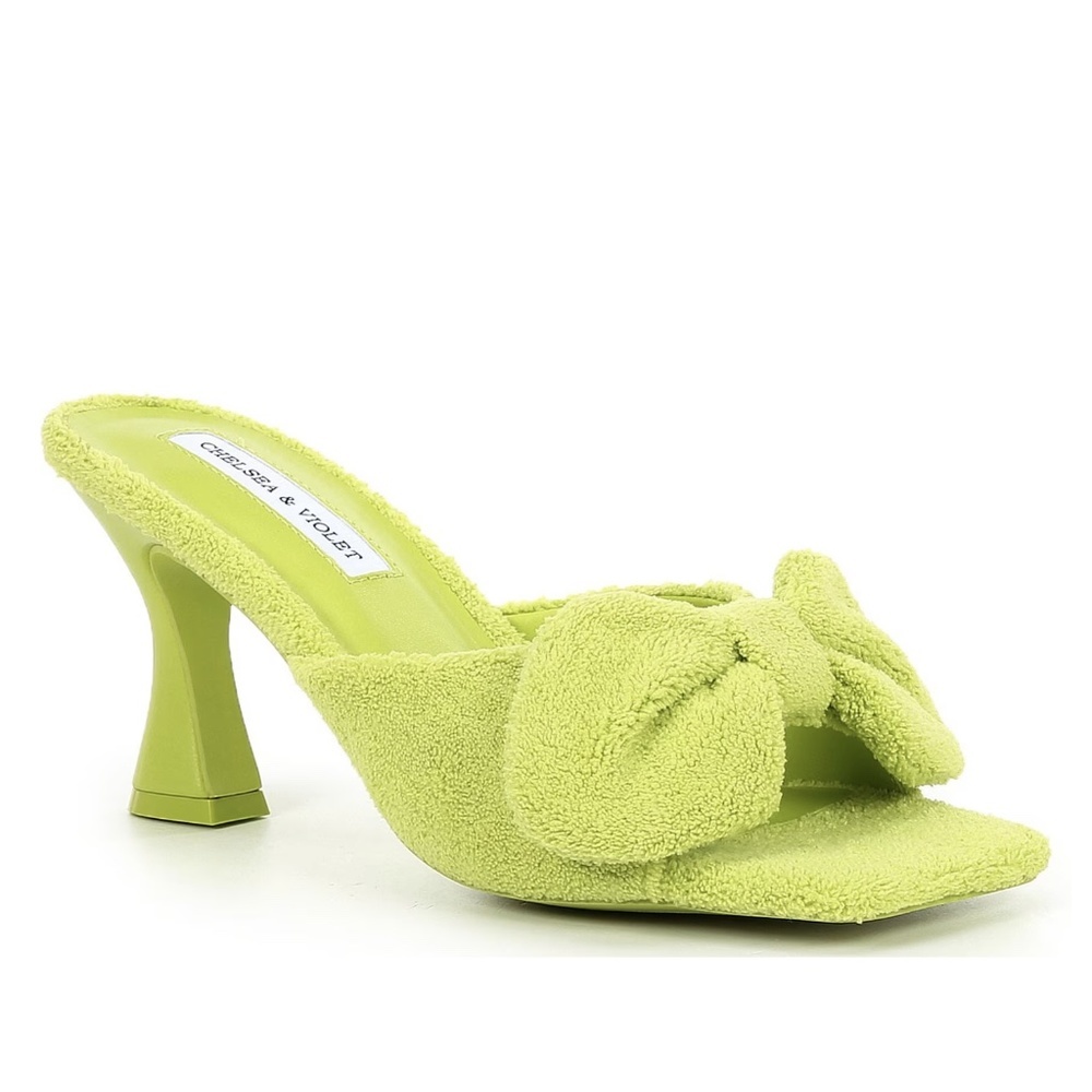Chelsea & Violet Lime Green Bow Sandals NEW